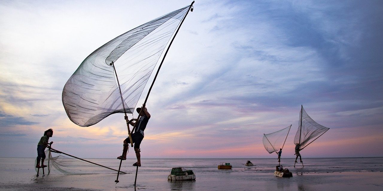 How to Avoid being Hacked this Holiday Season