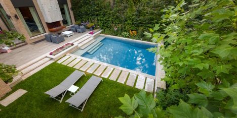 A Guide to Landscaping Around a Family Pool – Life and Tech Shots Magazine