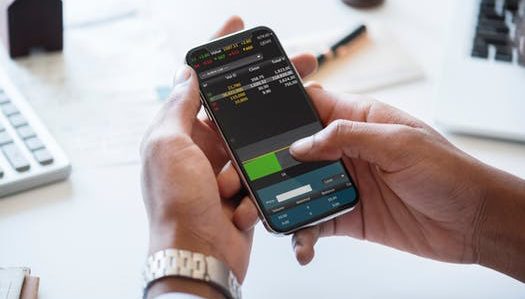 Why E-commerce Businesses Should Use SMS Marketing