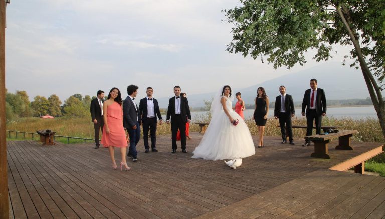 How to Choose the Right Dress Code For Your Wedding