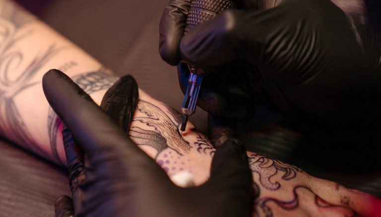 7 Must-know Things Before You Get Your First Tattoo