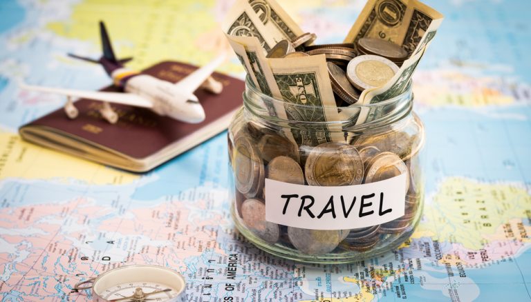 5 Easy Tips for Traveling on a Tight Budget
