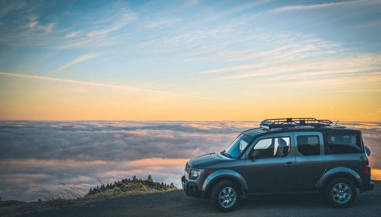 Top 5 Benefits Of Roof Racks For Road Trips