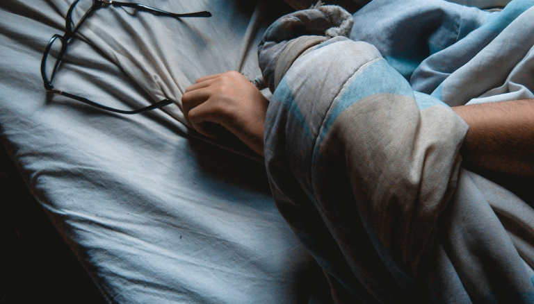 These are the worst ways to ruin your sleep and trigger insomnia