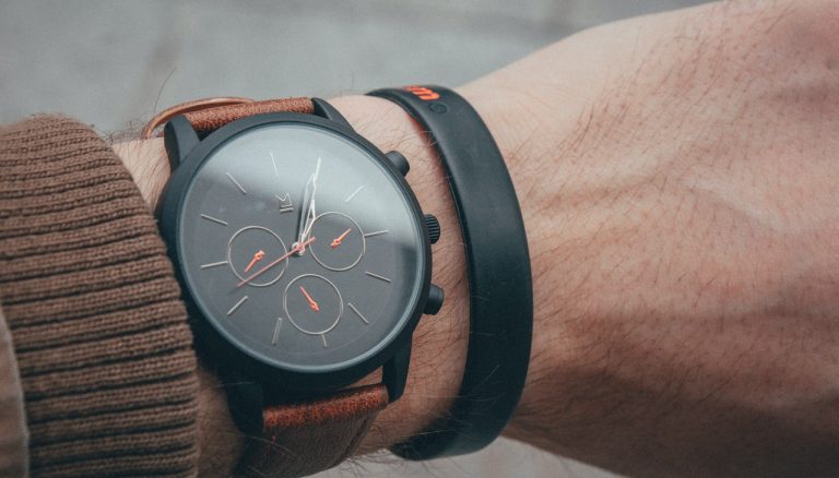 How to maintain your watch