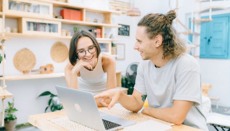 Top-3 Software Development Outsourcing Issues: Causes & Solutions