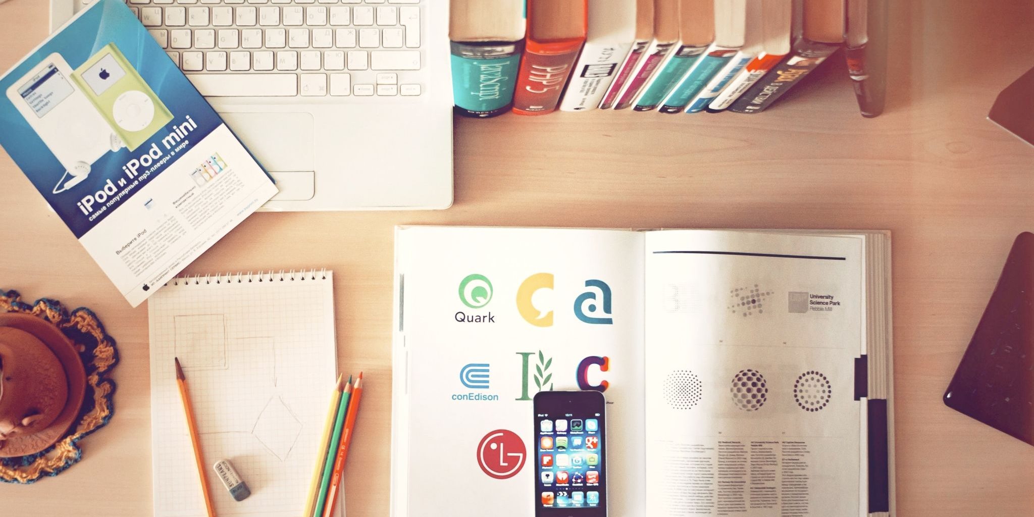 Top 10 Logo Makers Where You Find Pre-Designed Logo Templates