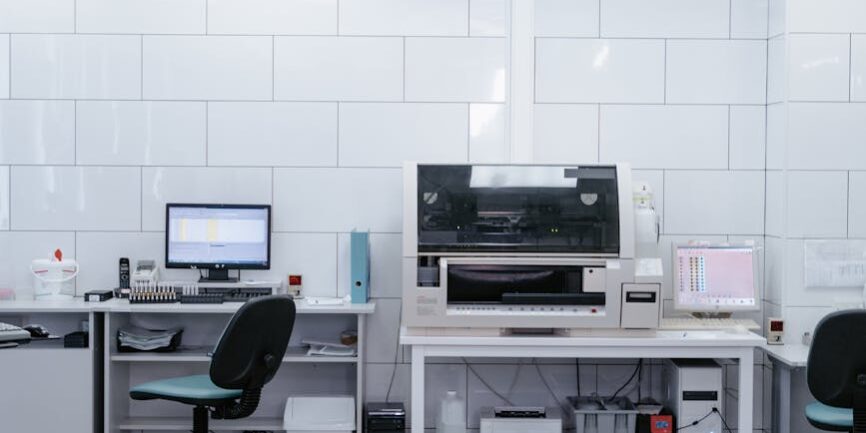 medical equipments in the laboratory